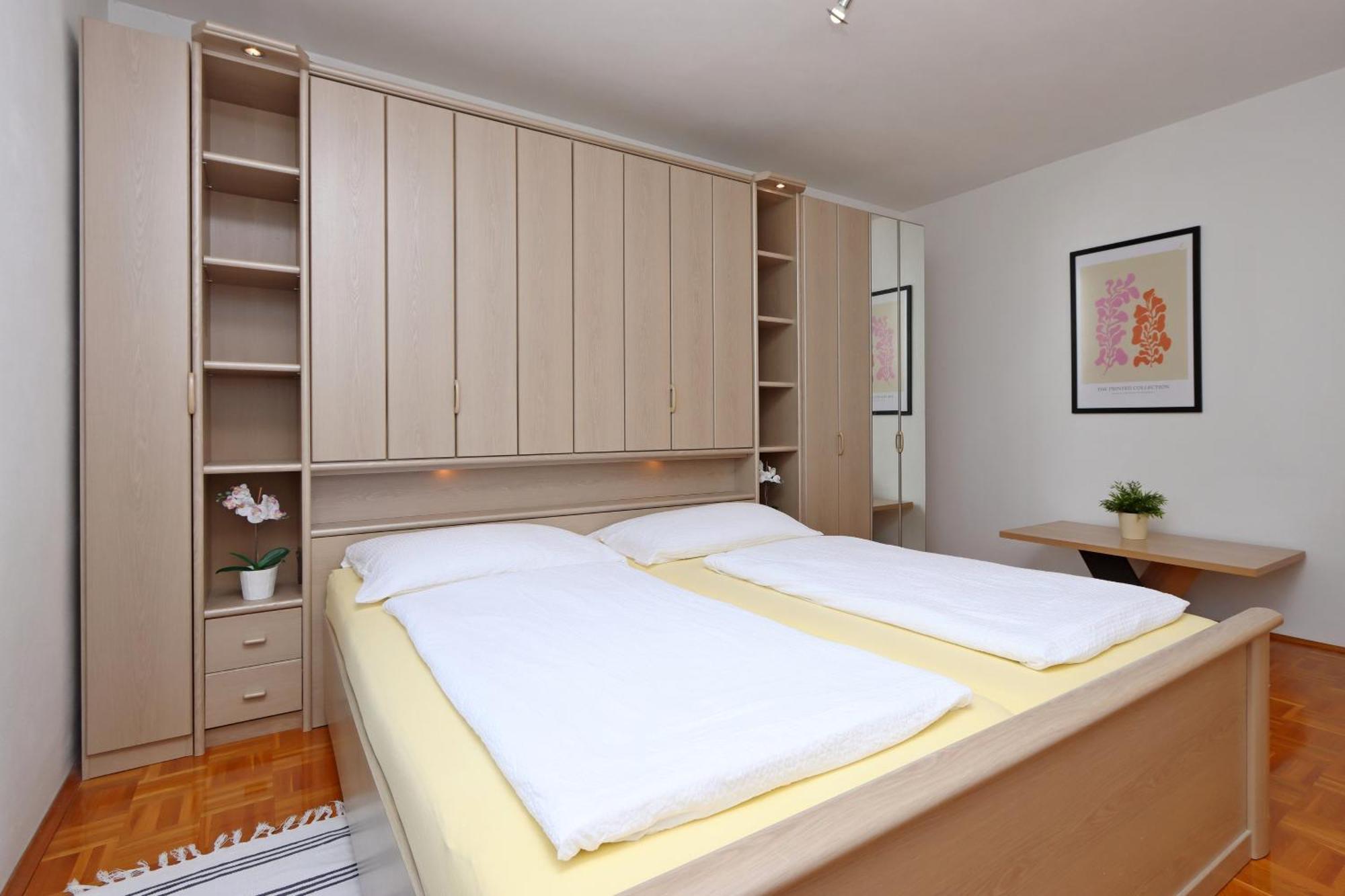 With A Parking Space Kostrena, Rijeka - 23422 Apartment Kostrena